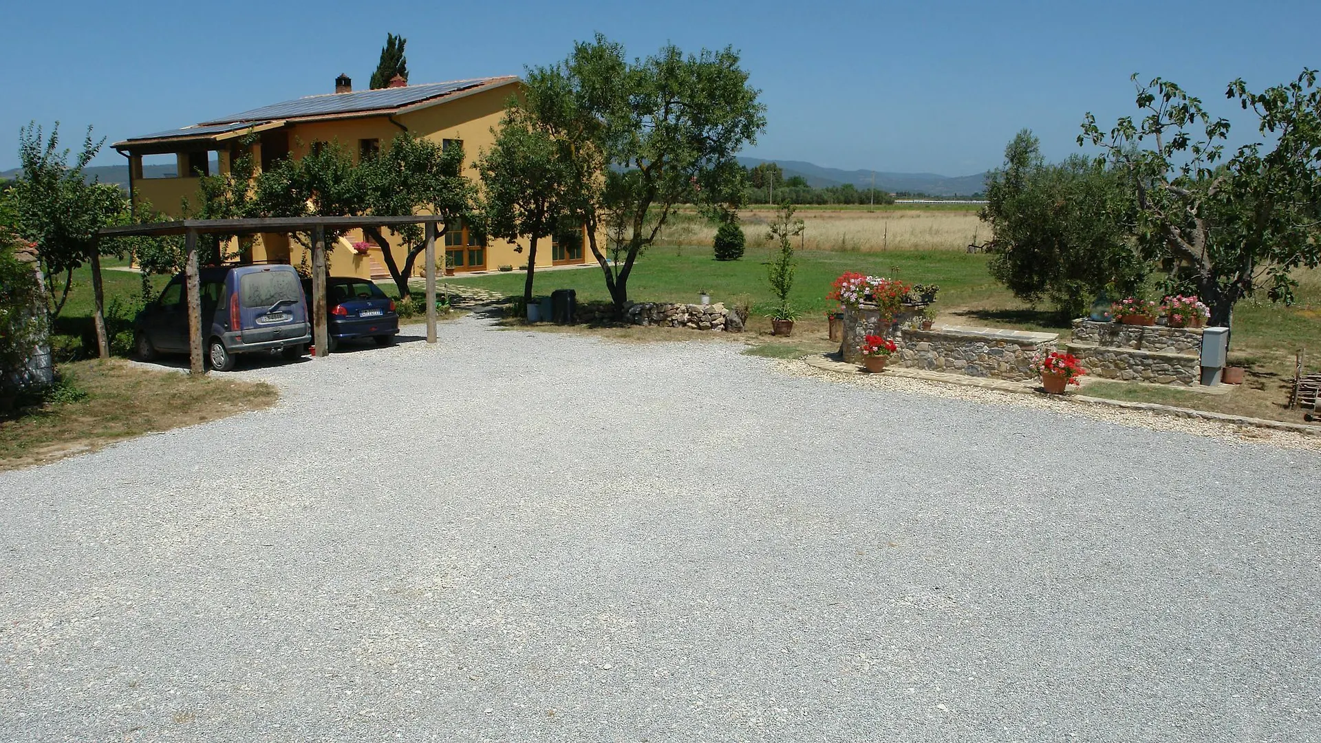 Isola Di Silvia Guest House Casa Banditelle 0*, Piombino